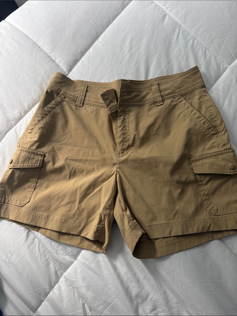 Eddie Bauer 8 Women’s Cargo Shorts in Tan - Classic Utility Style hiking